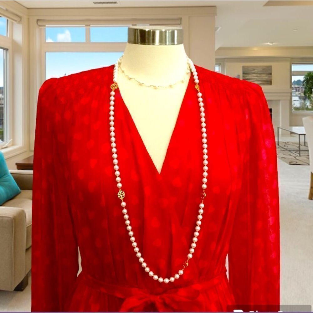 TORY BURCH PEARLS LOGO LONG NECKLACE